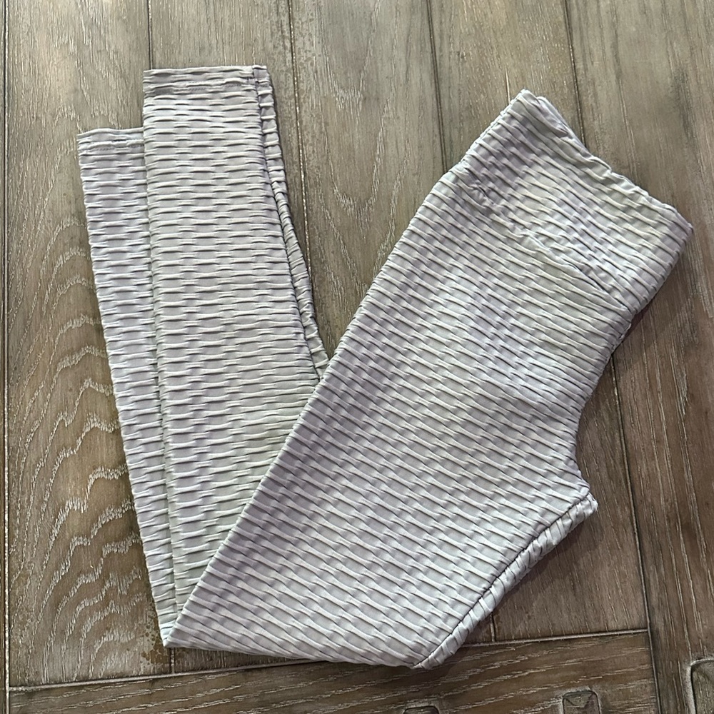 Energy Fit Wear Leggings - Picture 7 of 7